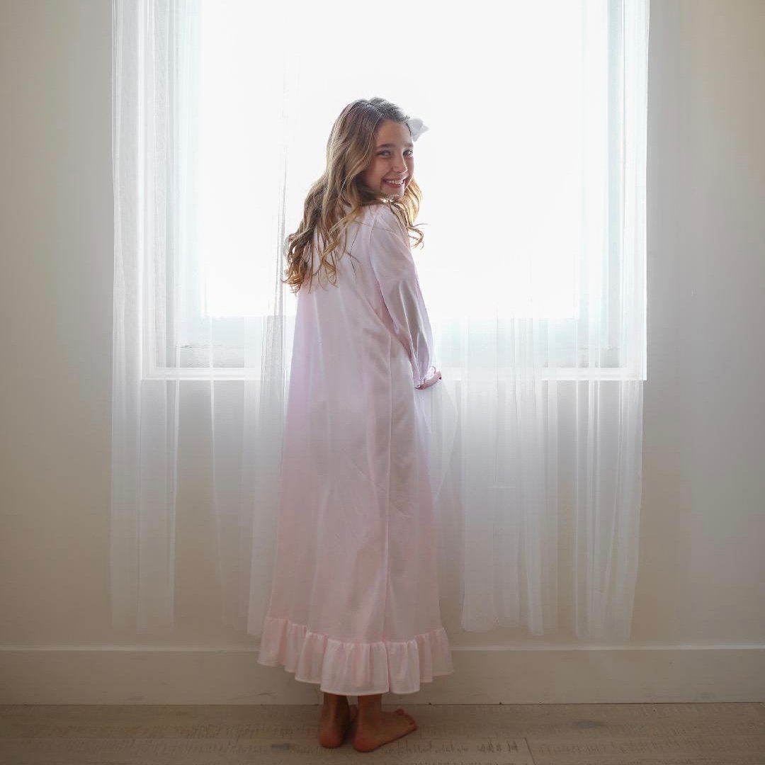 Clara Nightgown Peignoir Set in Pink