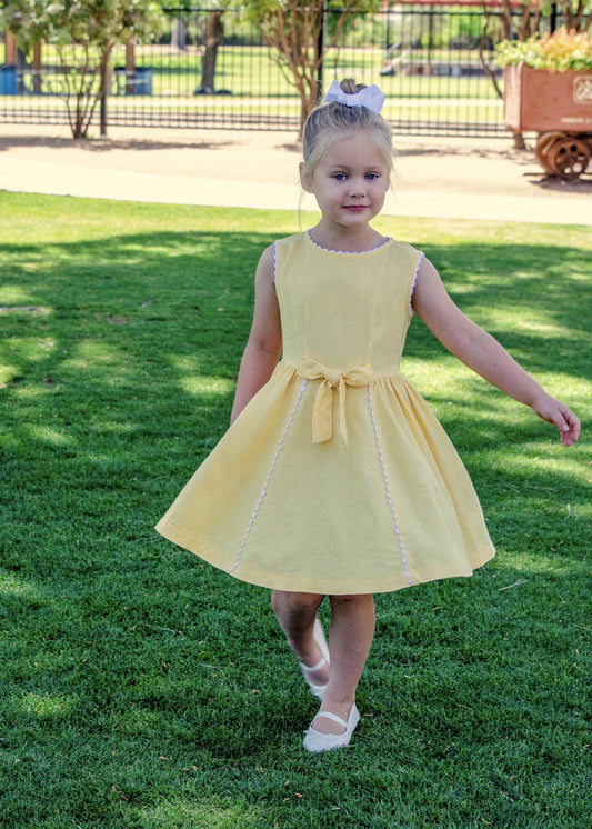 Walk on the Beach in Yellow